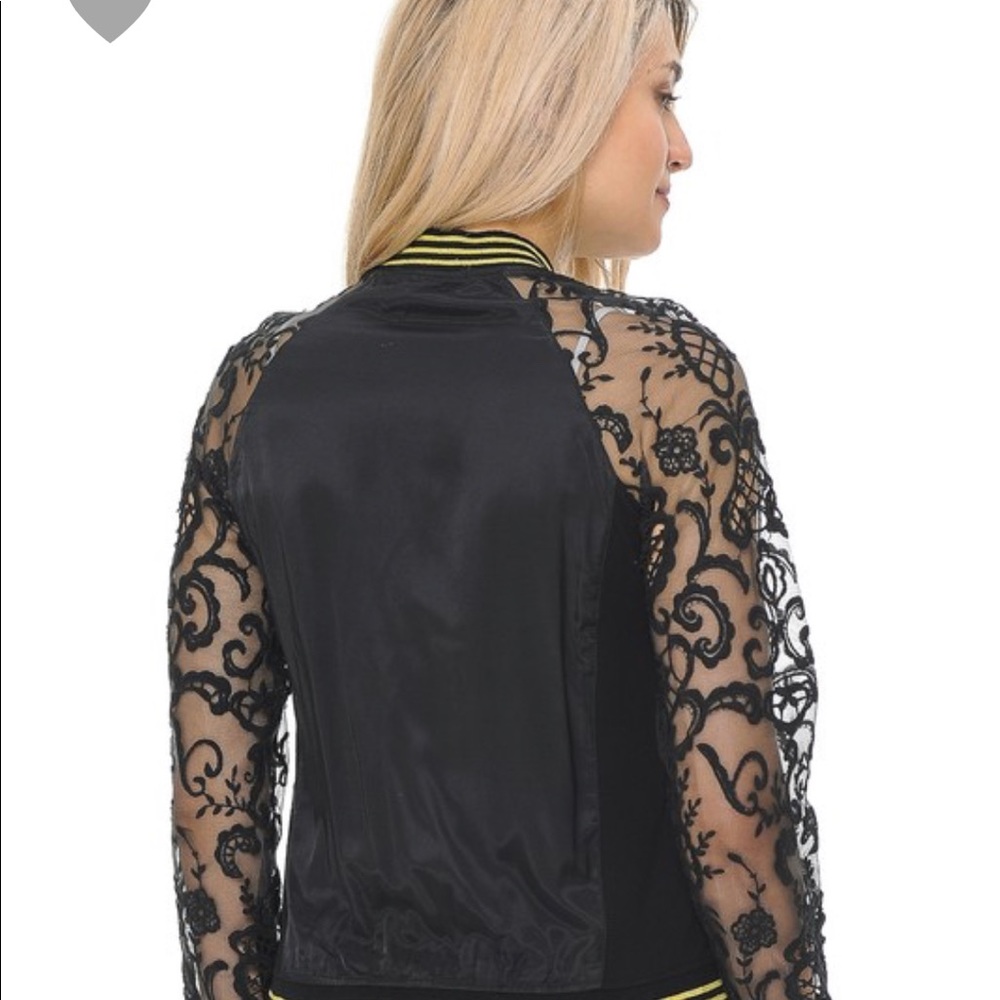 🎀Black lace jacket🎀 - Picture 2 of 8